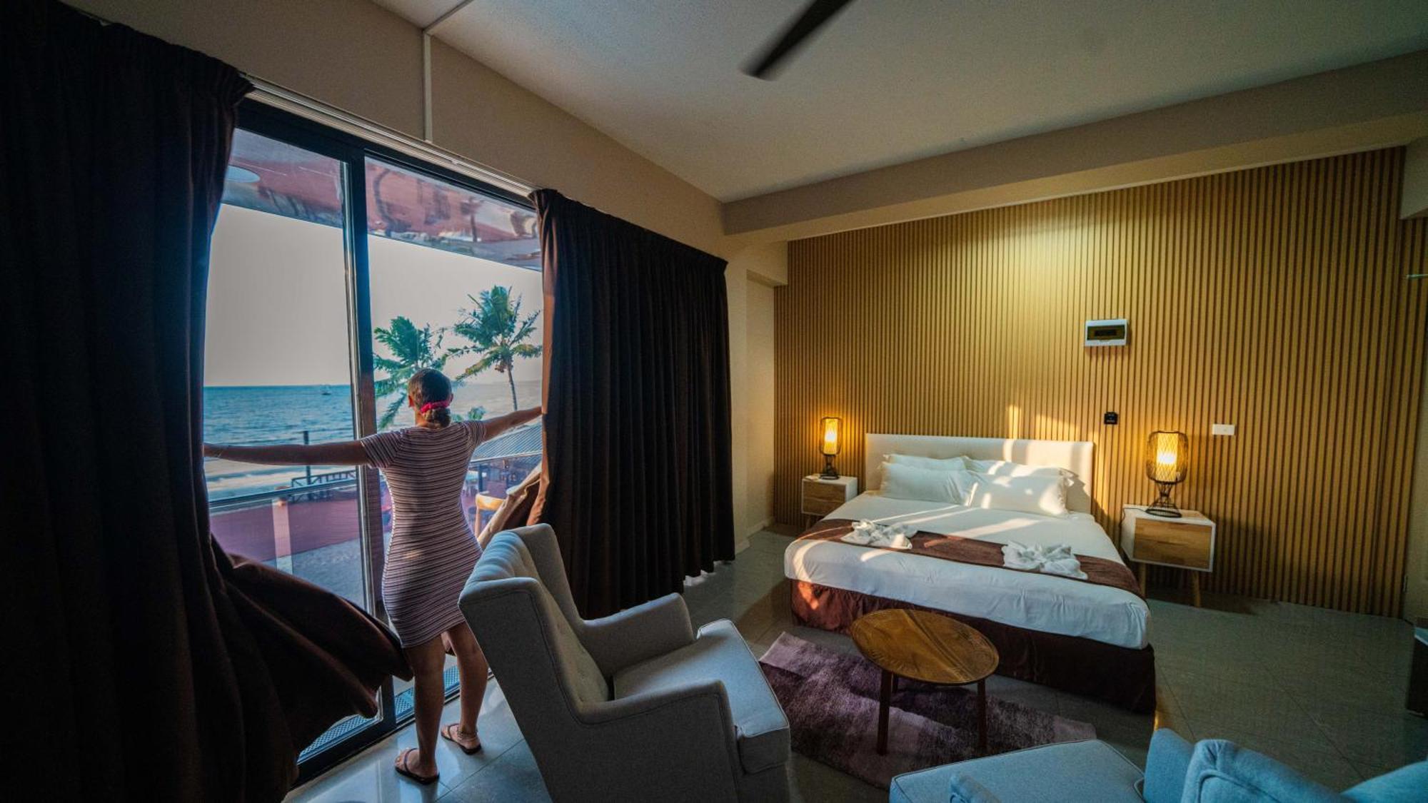 Bulabard Wailoaloa Hotel Nadi Bagian luar foto