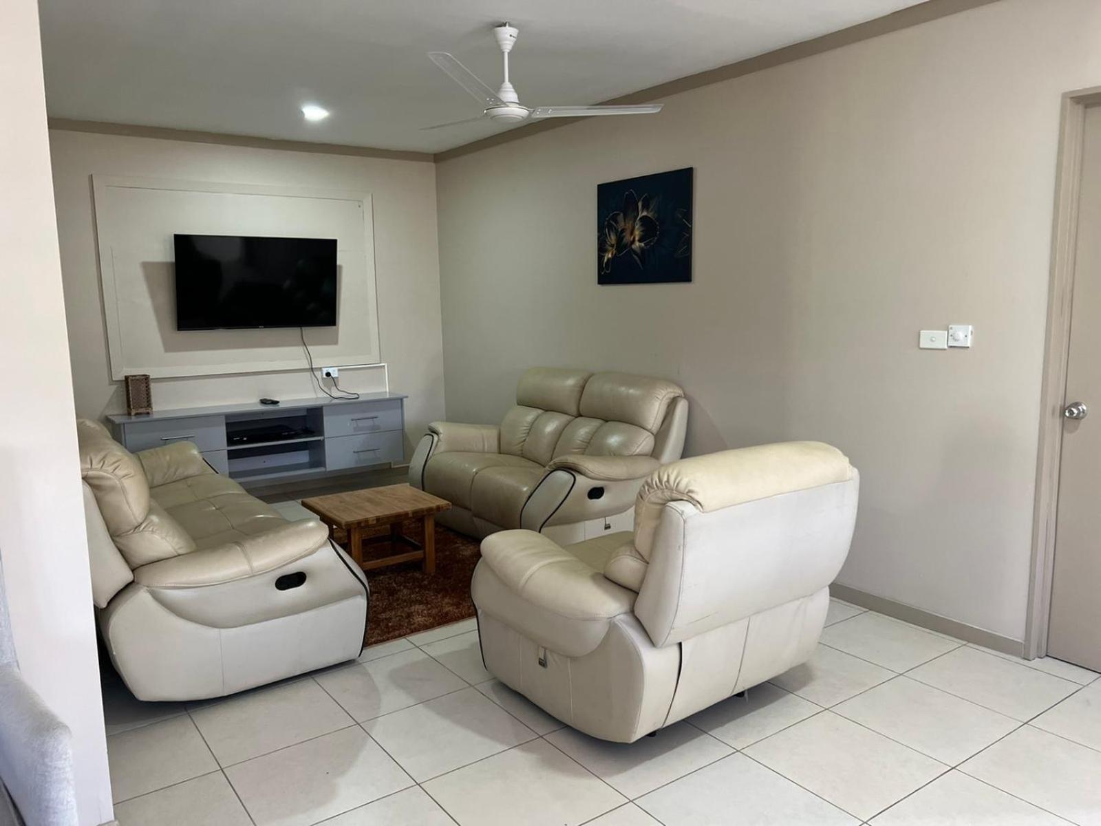 Bulabard Wailoaloa Hotel Nadi Bagian luar foto