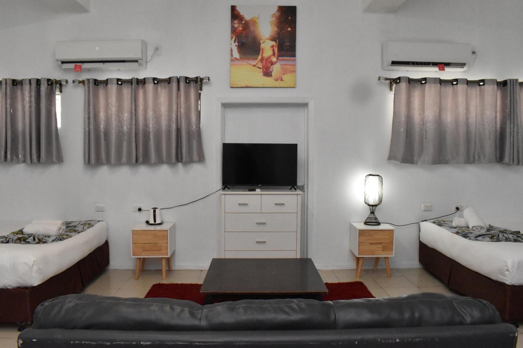 Bulabard Wailoaloa Hotel Nadi Bagian luar foto